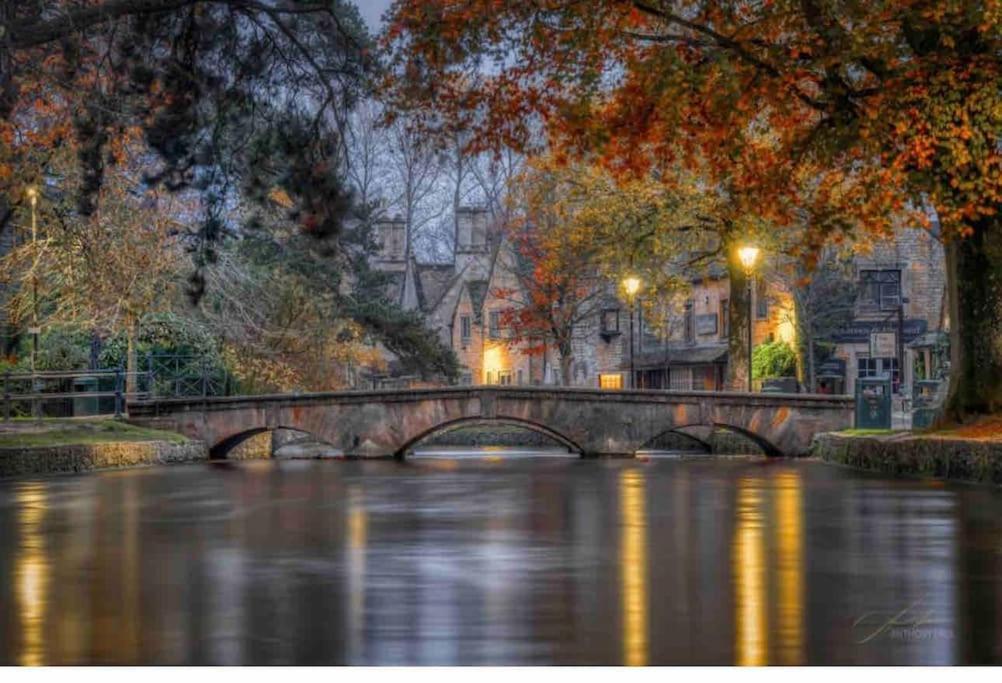 Villa Beautiful Cotswold Couples Retreat à Bourton-on-the-Water Extérieur photo
